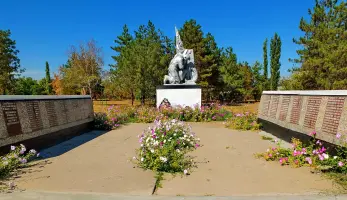 Мемориал-братская могила – село Головатовка, Азовский район, Ростовская область