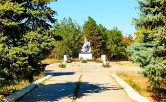 Мемориал-братская могила – село Головатовка, Азовский район, Ростовская область, фотография 4