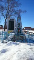 Памятник павшим землякам