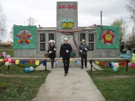 Памятник воинам — односельчанам