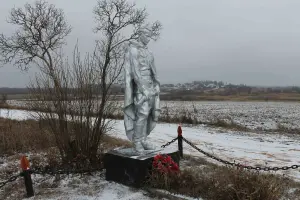 Памятник воинам, павшим в боях, фотография 2