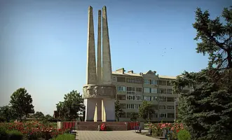 Монумент «Павшим героям-землякам в Великой Отечественной войне 1941−1945 гг.»