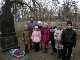 Памятник воинам-героям, погибшим в Великую Отечественную войну