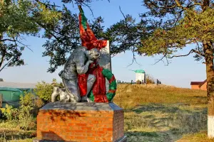 Братская могила-мемориал: хутор Черюмкин, Аксайский район, Ростовская область, фотография 3