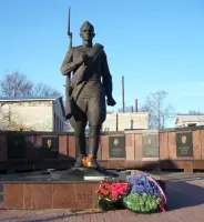 Мемориальный комплекс в г. Мышкин. Памятник солдату – освободителю