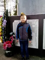 Стела в честь героев, павших в годы Гражданской и Великой Отечественной войн