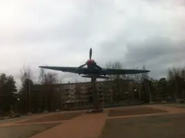 Памятник защитникам ленинградского неба