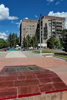 Братская могила у жд вокзала - г. Белая Калитва, Ростовская область