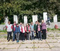 Мемориал «Авиаторам Балтики» и братская могила на территории Муринского кладбища города Санкт-Петербурга, фотография 5