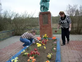 Братская могила. Деревня Мошарово Медынского района Калужской области, фотография 2