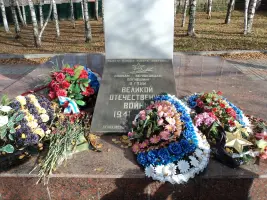 Обелиск Памяти, фотография 3
