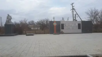Памятник погибшим воинам. Село Московское Изобильненский район Ставропольский край, фотография 2