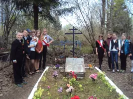 Братское захоронение лётного экипажа