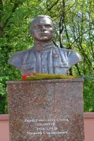 Братская могила №1 советских воинов, погибших в боях с фашистскими захватчиками, фотография 4