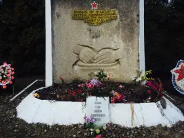 Памятник воинам 217 отдельного отряда разминирования погибшим при выполнении боевых заданий 1944-1946, фотография 3