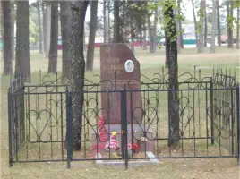 Памятник на месте расстрела партизанки Вари Васюковой