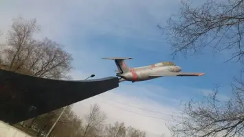 Памятник лётчикам