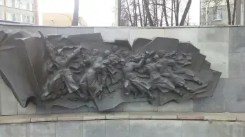 Вечный огонь и мемориал Славы в честь героев, павших в боях за свободу и независимость нашей Родины в 1941-1945 гг, фотография 2
