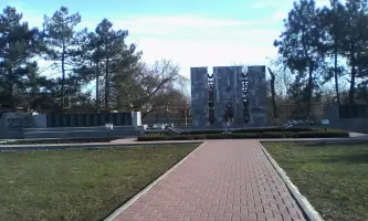 Мемориальный комплекс «Павшим героям в годы Великой Отечественной войны 1941−1945гг.», Семикаракорск, фотография 3