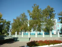 Аллея Героев Советского Союза на центральной братской могиле № 277 в городе Россошь, фотография 3