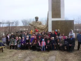 Памятник павшим от односельчан совхоза «50 лет Октября» Нукутского района Иркутской области, фотография 2