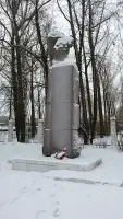 Памятник генералу Карбышеву, фотография 2