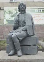 Памятник "Сестричка"