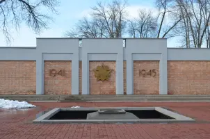 Мемориальный комплекс участникам Великой Отечественной войны, фотография 2