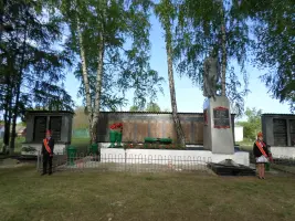 Памятник павшим воинам