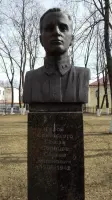 Мемориал Партизанам и воинам, погибшим при освобождении г. Рузы, установлен в 1975 г. на месте захоронения С. И. Солнцева, фотография 4