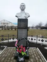 Бюсты Героям Советского Союза Кладиёву Виктору Сидоровичу и Швец Ивану Стефановичу, фотография 2