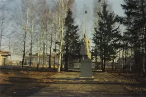 Памятник погибшим воинам в деревне Панино Фурмановского района Ивановской области