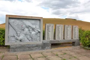 Мемориал павшим воинам ВОВ - хутор Богураев, Белокалитвинский район, Ростовская область, фотография 2
