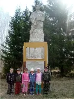Памятник павшим воинам-землякам