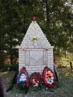 Памятник павшим воинам-землякам, фотография 5