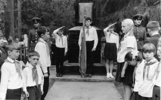 Братская могила в Вербилках