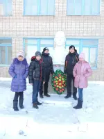 Бюст героя ВОвойны Советского Союза И.С.Пьянзина