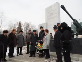 Монумент-стела на площади Освобождения. Памятные знаки Рубежа Славы Московской битвы в г. Михайлове, фотография 2