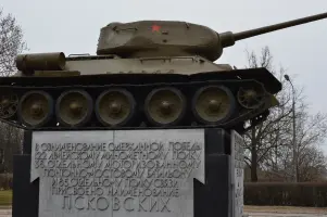 Памятник освободителям Пскова