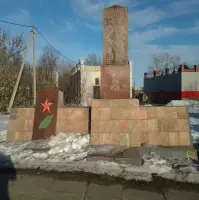 Памятник погибшим воинам-работникам Локомотивного Депо станции Юдино, фотография 2
