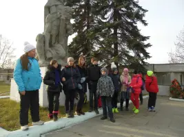 Памятник-мемориал жителям посёлка Верх-Нейвинский, погибшим в Великой Отечественной войне, фотография 3