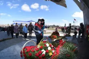 Мемориал «Защитникам и первопроходцам земли Югорской», фотография 4