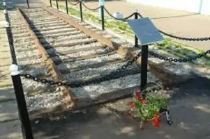 «Фрагмент железнодорожного полотна»