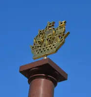Стела трудовому подвигу ленинградцев, эвакуированных в Новосибирск в 1941–1943 гг, фотография 3