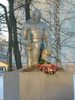 Памятник погибшим землякам