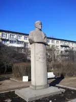 Памятник Г.К. Жукову на проспекте Славы, 28 в Санкт-Петербурге