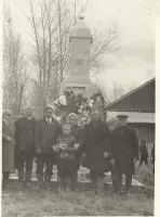 Памятник героям-односельчанам в посёлке Листвянка, фотография 3
