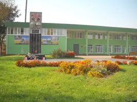 Памятник землякам, фотография 2