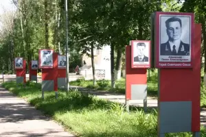 Братская могила воинов Советской Армии, павших в боях в ходе Московской битвы, фотография 2