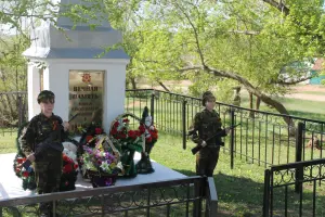 Памятник односельчанам, павшим в годы Великой Отечественной войны